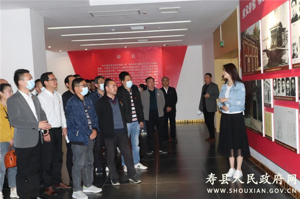 淮南壽縣人社局開(kāi)展“學(xué)黨史、祭英烈”暨新一輪深化“三個(gè)以案”警示教育活動(dòng)