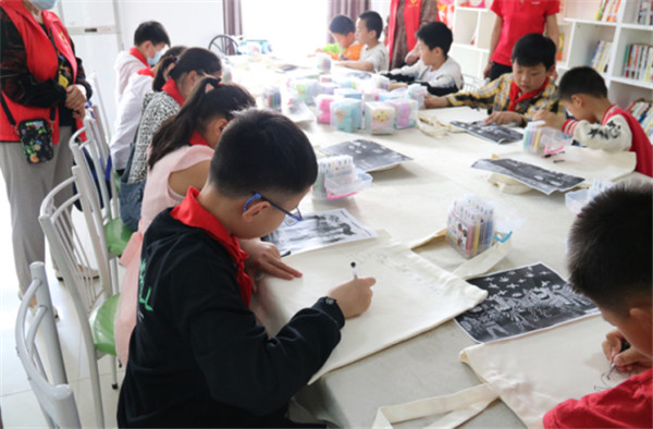 淮南九二小開(kāi)展迎六一“童心向黨，愛(ài)我中華”關(guān)愛(ài)留守兒童主題活動(dòng)