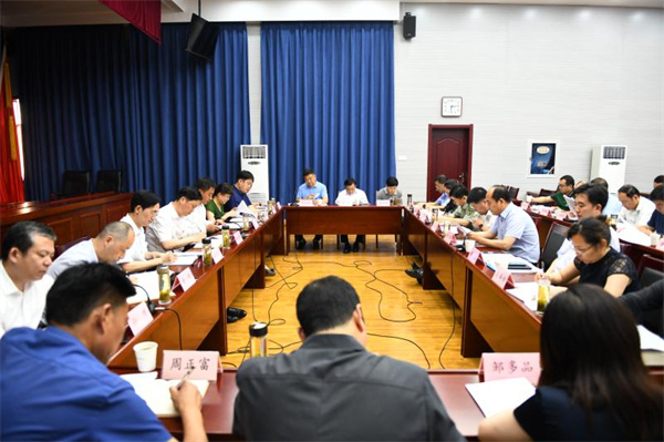 淮南謝家集區召開(kāi)2021年第10次區委理論學(xué)習中心組（擴大）學(xué)習暨“高質(zhì)量發(fā)展，我們怎么干”大討論活動(dòng)座談會(huì )
