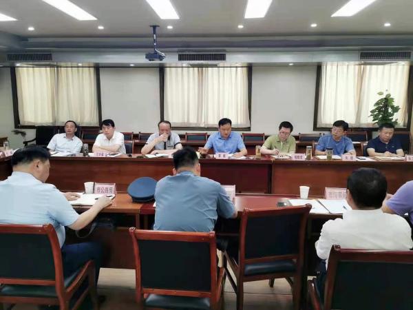 淮南市交通運輸局召開(kāi)防汛、防臺風(fēng)工作緊急會(huì )議