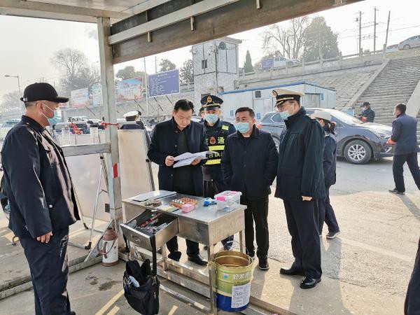 淮南市交通運輸局黨組書(shū)記、局長(cháng)李輝督查指導春運交通安全生產(chǎn)及疫情防控工作