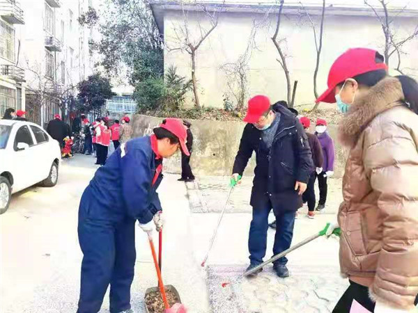 淮南：“小紅帽”進(jìn)社區，送服務(wù)暖人心