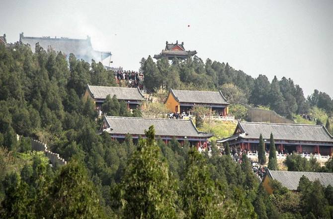 淮南壽縣四頂山廟會(huì )， 香火鼎盛祈福勝地！
